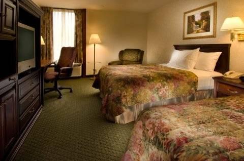 Drury & Galleria Hotel 3*
